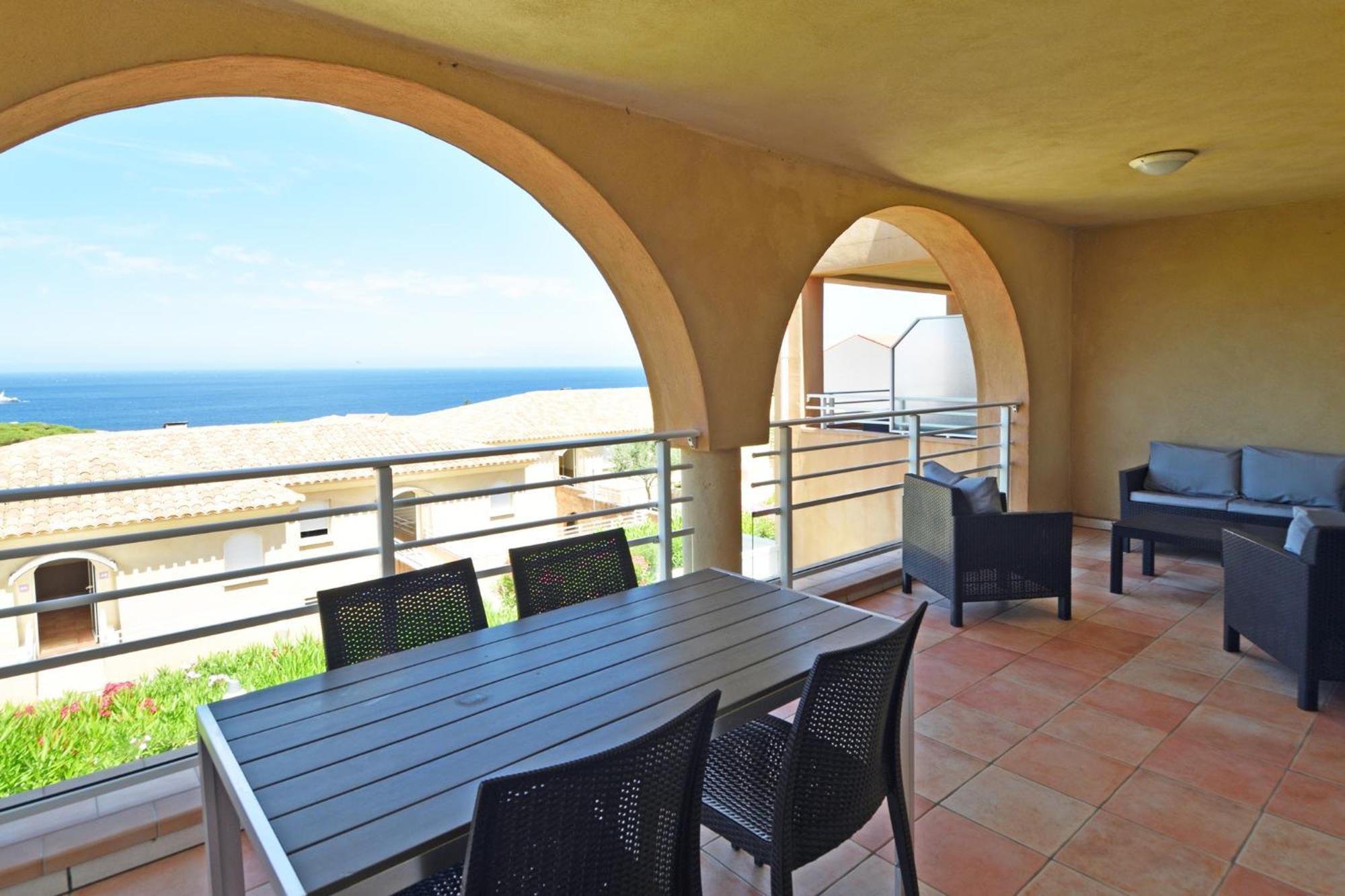 Calvi Appart Hotel Екстериор снимка
