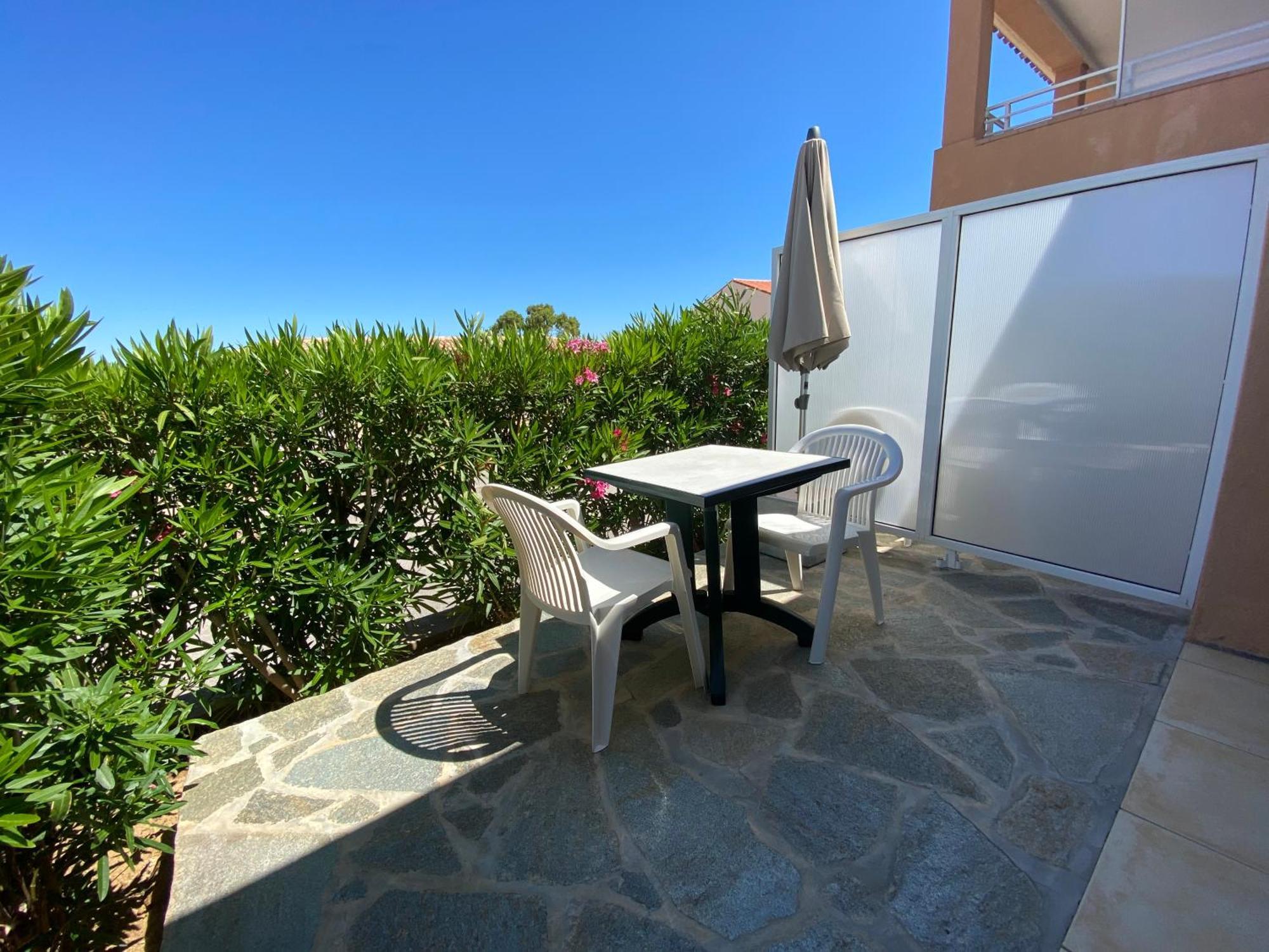 Calvi Appart Hotel Екстериор снимка
