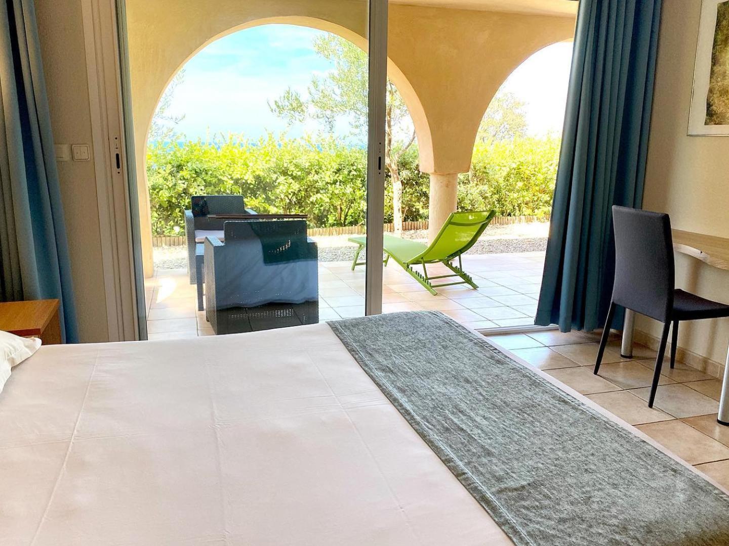 Calvi Appart Hotel Стая снимка